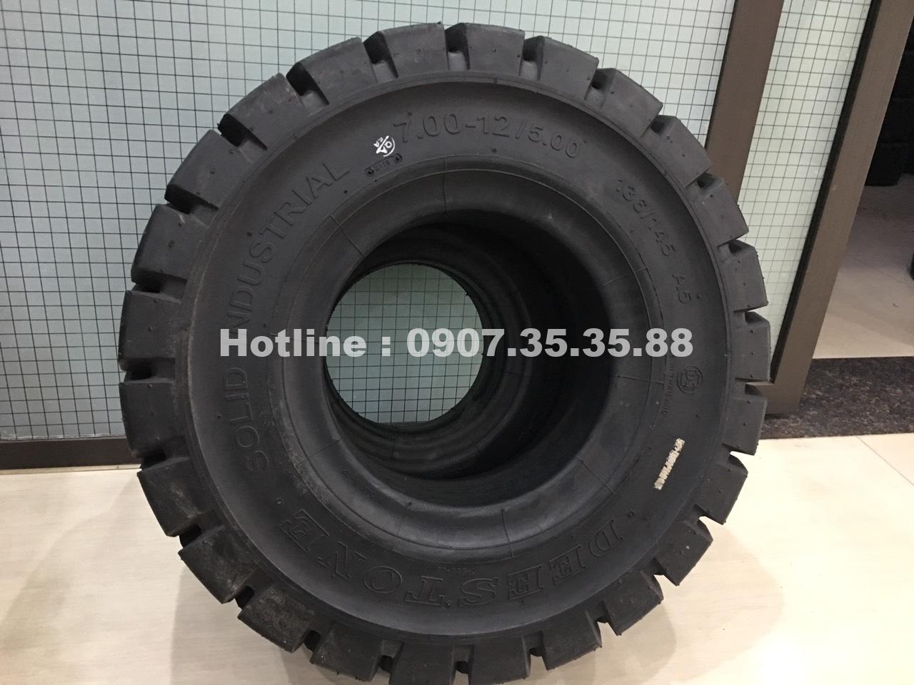 lốp đặc 7.00-12 lop dac 7.00 12